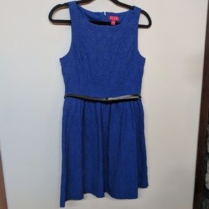 Elle Sleeveless Dress w/ Belt
